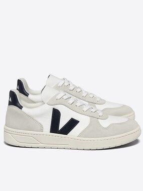 Veja White, Beige & Navy Low-Top Sneakers